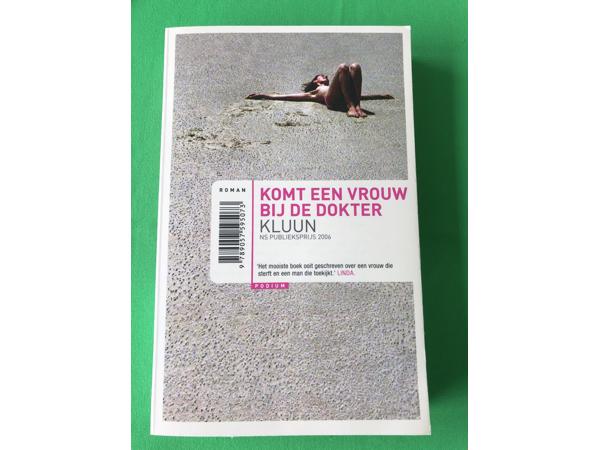 Klein formaat boeken diverse titels en soorten uitgeverijen