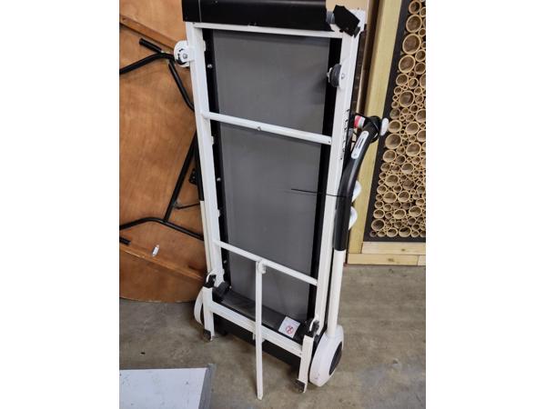 Loopband (moet gerepareerd worden maar werkt)