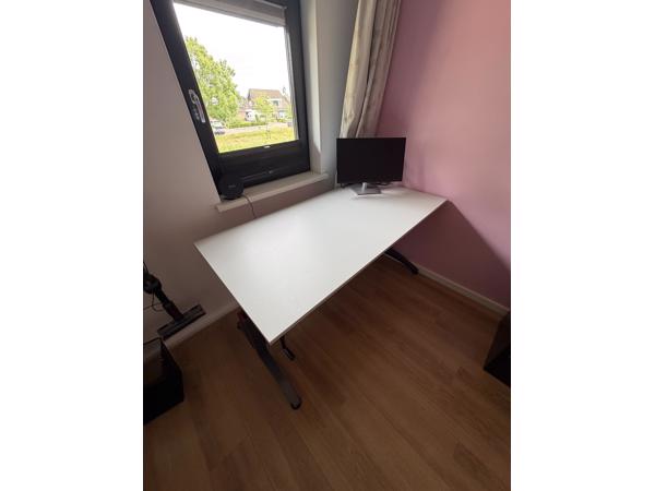 Verstelbaar bureau