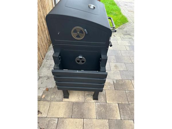 Central Park houtskoolbarbecue Angus III incl. beschermhoes