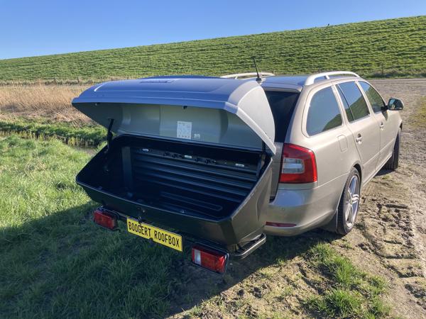 Trekhaakkoffer trekhaakbox 420 liter te huur