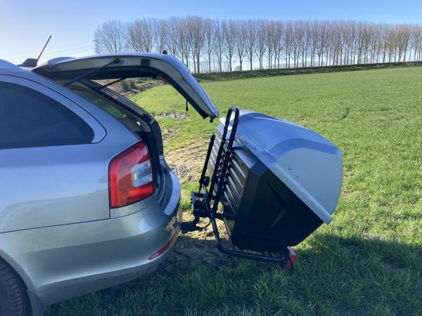 Trekhaakkoffer trekhaakbox 420 liter te huur