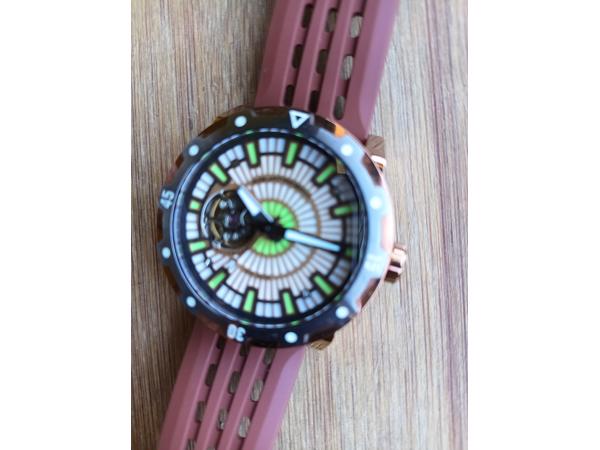Aquatrident horloge 100 meter waterdicht NH38 (Seiko) autom.