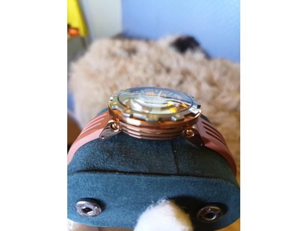Aquatrident horloge 100 meter waterdicht NH38 (Seiko) autom.