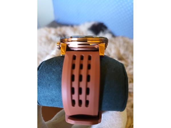 Aquatrident horloge 100 meter waterdicht NH38 (Seiko) autom.