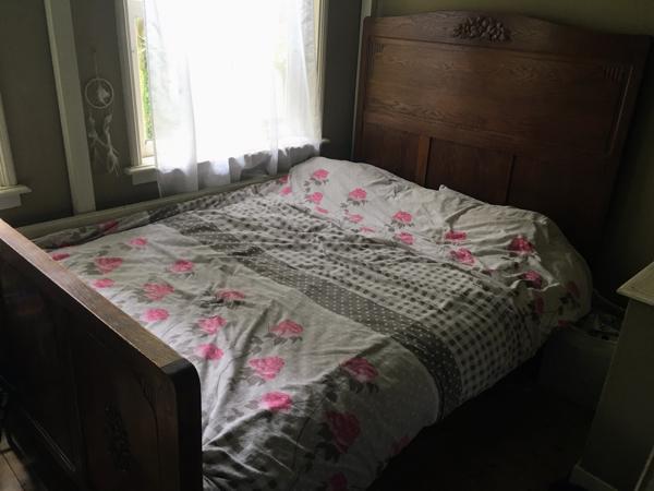 Houten bed, twijfelaar, antiek