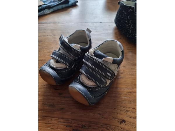 Babyschoenen maat 21