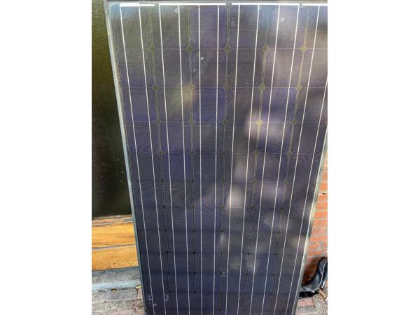 4x zonnepanelen 1580 x 805 mm 200W