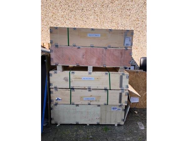 Houten kisten import export triplex