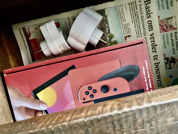 2 Nieuwe Nintendo Switch met alle Mario Spellen + Zelda