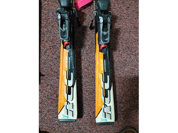 Complete ski set met helm en schoenen