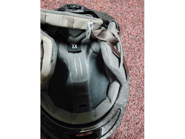 Complete ski set met helm en schoenen