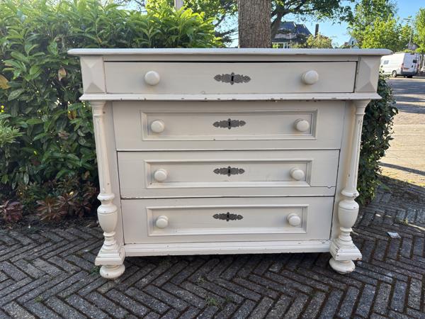 Klassieke ladenkast