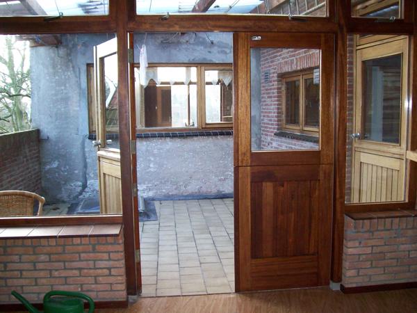 TEKOOP Akkrum CENTRUM  A1 DEGELIJK KARAKTERSTIEK HOEK WOON e