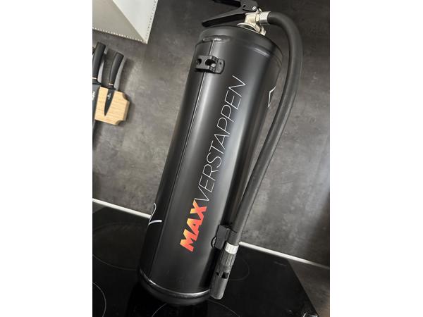 Max Verstappen brandblusser 52cm