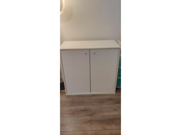 Kast met 2 deuren wit