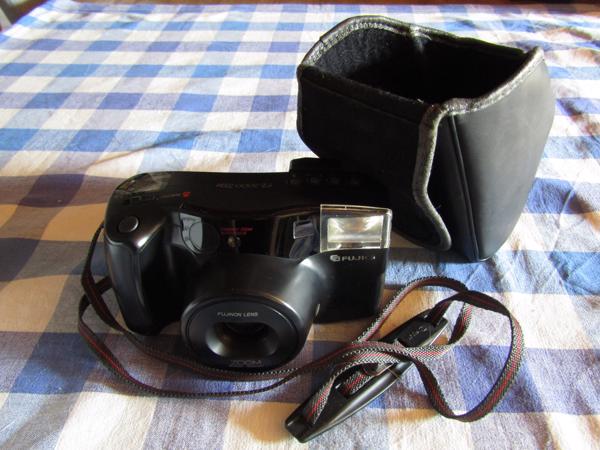 Fuji compact camera analoog