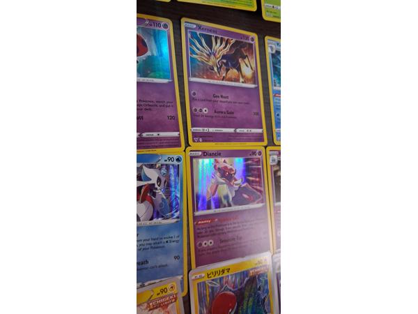 Bulk Pokémon kaarten uit verschillende series