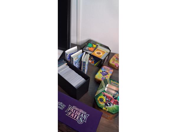 Bulk Pokémon kaarten uit verschillende series