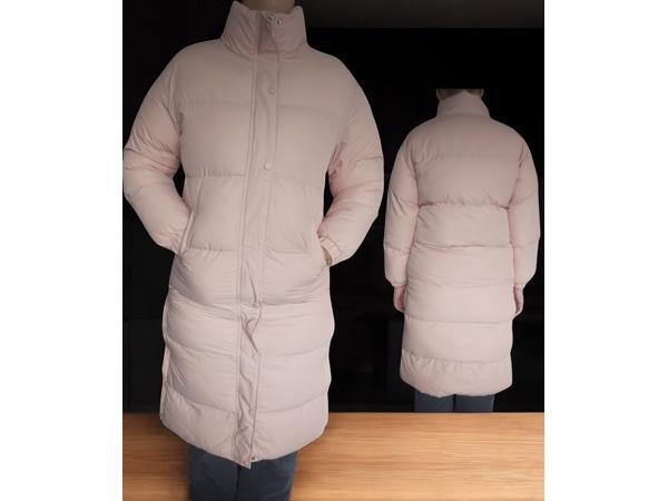 White Icy lange winterjas roze XS / 34 (Let op heeft 1 manke