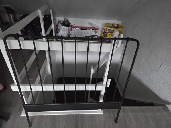 Zwart bedragen 90x200