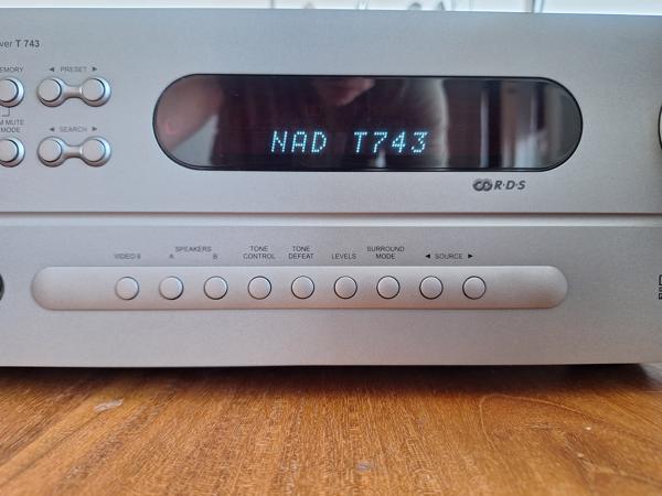 Nad t743 reciever top