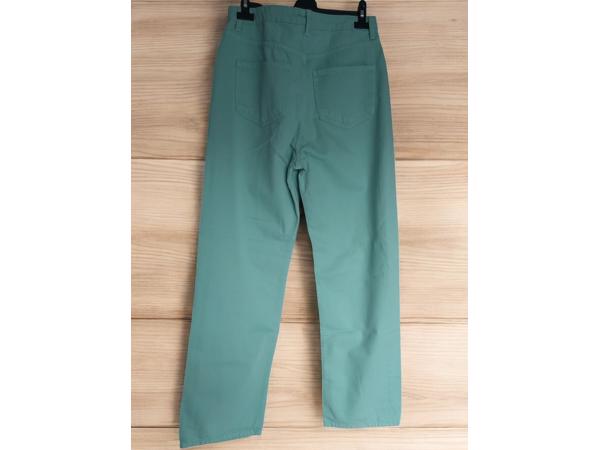 Jeans mintgroen recht model L/40