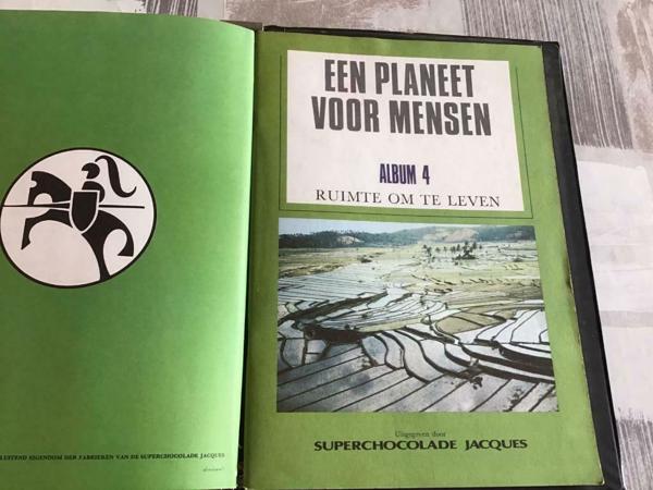 BOEKEN ; PLANEET VOOR MENSEN 4 stuks , algemene kennis