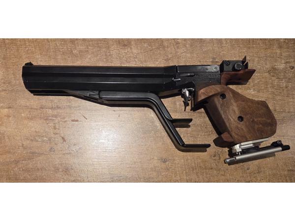 Diverse feinwerkbau wedstrijdpistolen