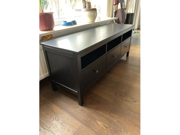 Tv meubel Hemnes zwart 148x57x47cm