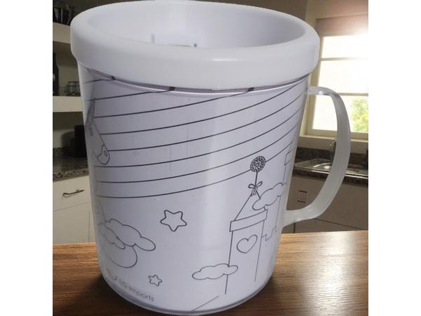 kleur je eigen beker - unicorn - met 3 tekeningen