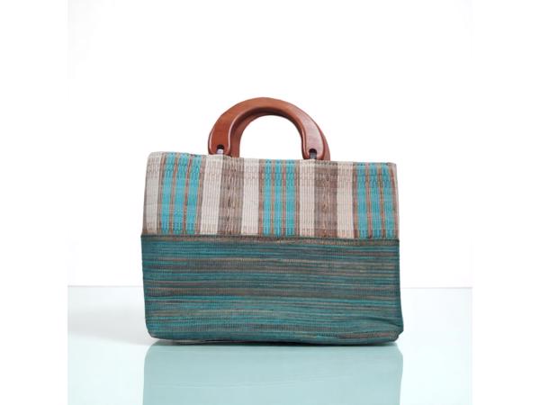 handtas met houten handvatten