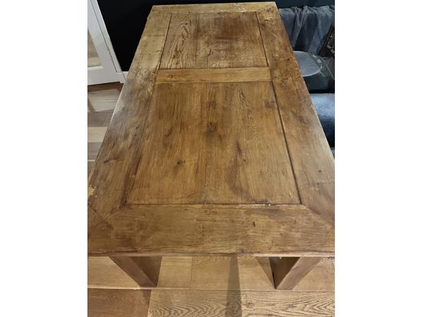 Mooie eikenhouten eettafel 180