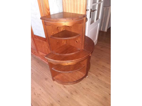 Set grenen hoekkastjes