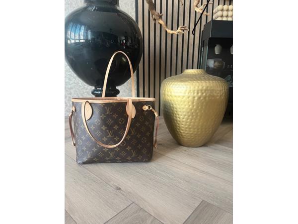 Te koop Lv schoudertasje