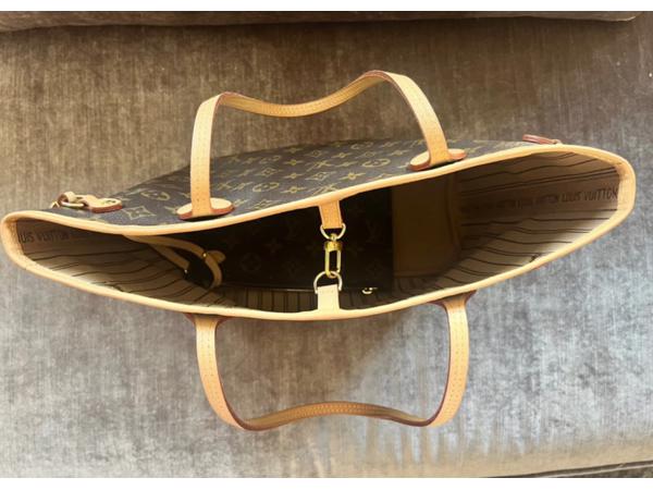 Te koop Lv schoudertasje