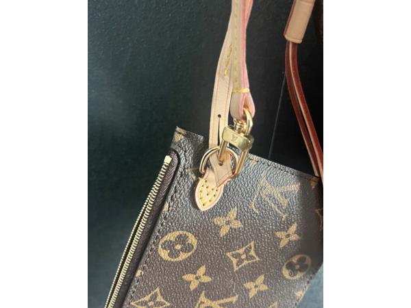 Te koop Lv schoudertasje