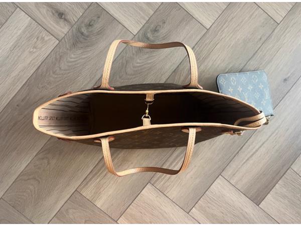 Te koop Lv schoudertasje