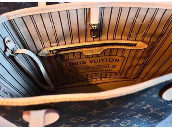 Te koop Lv schoudertasje