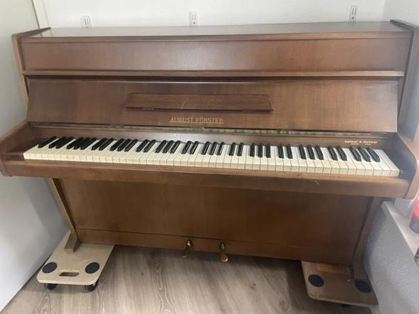 Piano - gratis afhalen