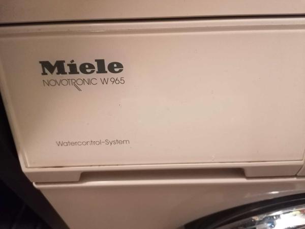 Wasmachine Miele Novotronic W965