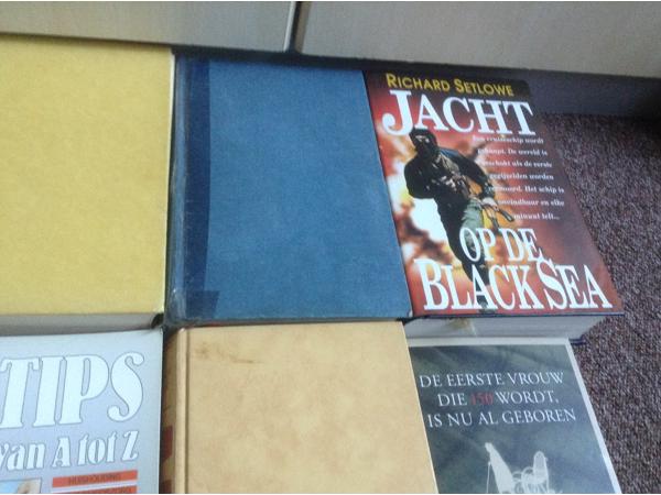 Boeken voor te lezen ,10 STUKS & alle genres ; Handig Thuis