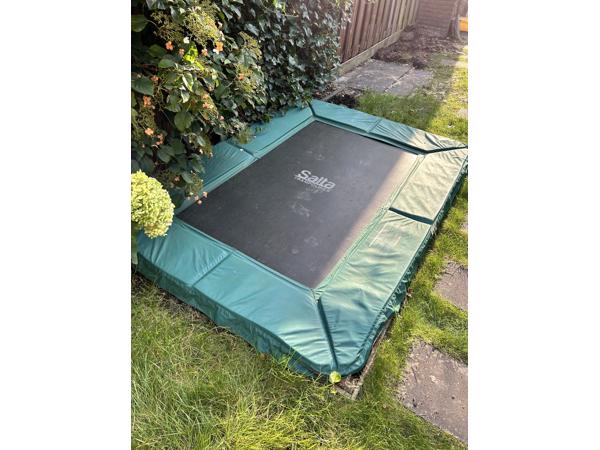 Salto Trampoline 214 x 153 inground