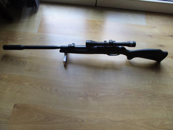 Luchtbuks Gamo Black Fusion met richtkijker