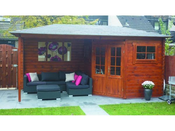 Blokhut 2555Z met overkapping