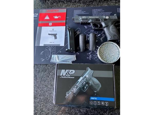 Umarex - Smith&amp;Wesson M&amp;P9L Cal. 4.5 mm BB CO2