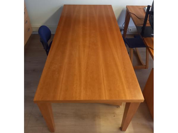 tafel of bureau kersenhout