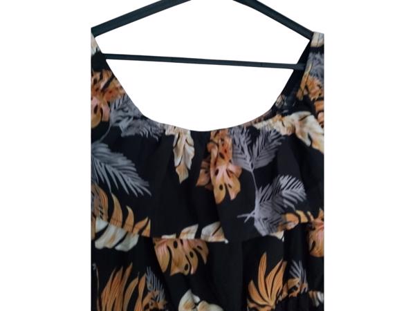 Shein off shoulder jurk L