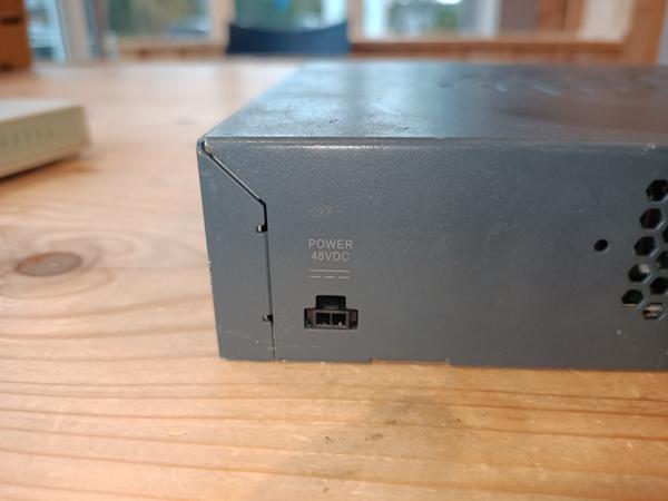 Cisco 2500 series wireless controller