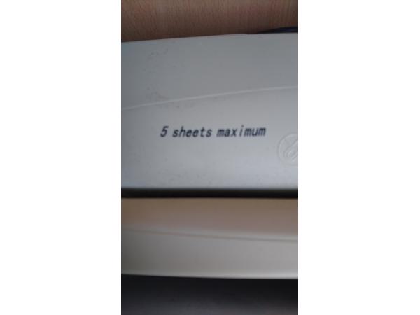 elektrische papiervernietiger/versnipperaar(max 5 vellen) te